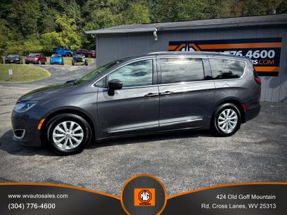 Used 2017 Chrysler Pacifica Touring-L