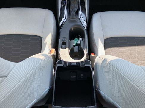 Used 2025 Toyota Corolla SE image 17