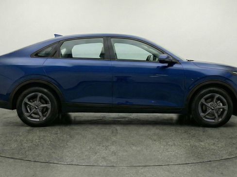 Used 2025 Kia K4 LXS image 11