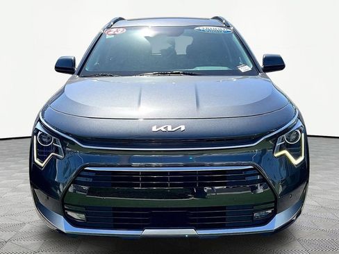 Used 2023 Kia Niro FWD image 4