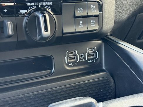Used 2022 RAM 1500 Big Horn AWD/4WD image 21