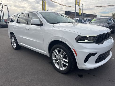 Used 2022 Dodge Durango GT image 3