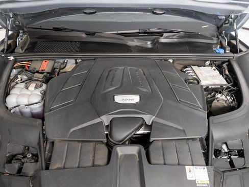 Certified 2023 Porsche Cayenne image 18