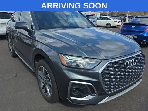 Used 2023 Audi Q5 2.0T Premium Plus w/ Premium Plus Package image 2
