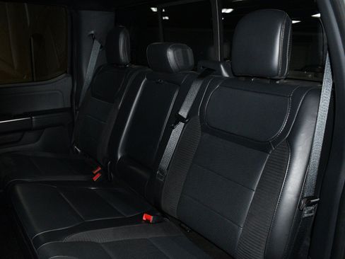 Used 2022 Ford F150 Raptor w/ Raptor 37 Performance Package AWD/4WD image 17
