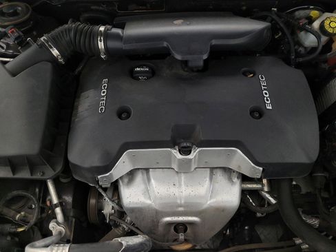 Used 2015 Chevrolet Malibu LT w/ Power Convenience Package image 30