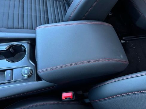 New 2026 Ford Explorer ST-Line w/ ST-Line Street Pack image 19