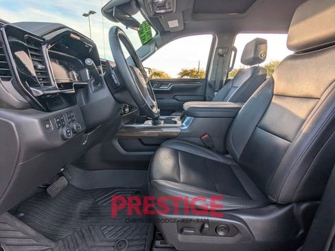 Used 2023 Chevrolet Silverado 1500 LT Trail Boss w/ LT Trail Boss Premium Package image 29