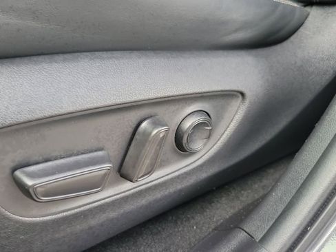 Used 2024 Toyota RAV4 Limited image 19