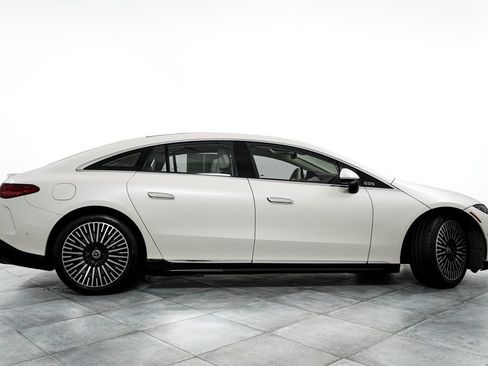 Used 2023 Mercedes-Benz EQS 580 4MATIC Sedan image 7