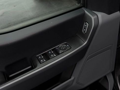 Used 2024 Ford F250 XLT image 10