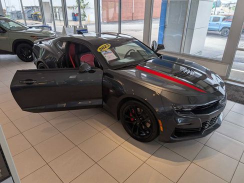 Used 2023 Chevrolet Camaro SS RWD image 14