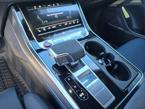 New 2026 Audi RS Q8 performance image 28