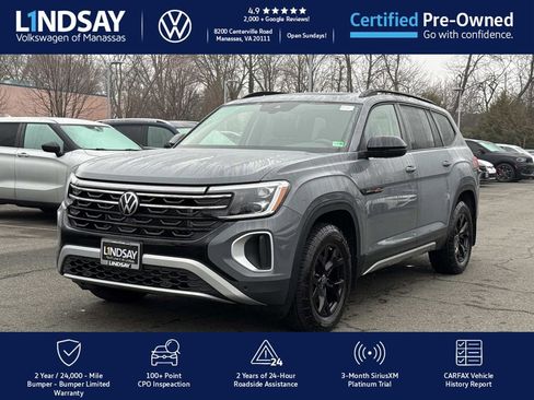 Used 2025 Volkswagen Atlas Peak Edition SE image 6