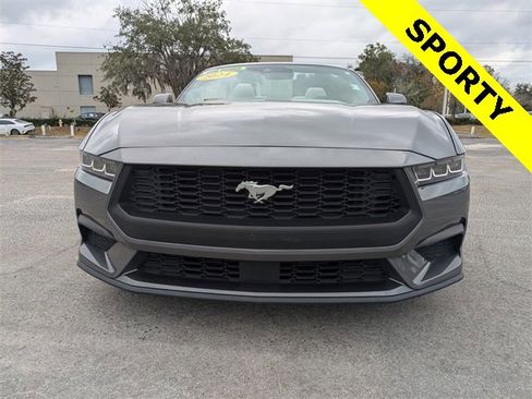 Used 2024 Ford Mustang Premium image 9