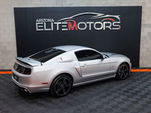 Used 2013 Ford Mustang GT Premium RWD image 19