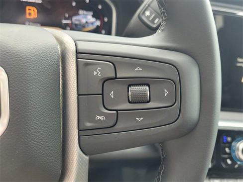 New 2025 GMC Sierra 2500 Denali w/ Denali Reserve Package image 31