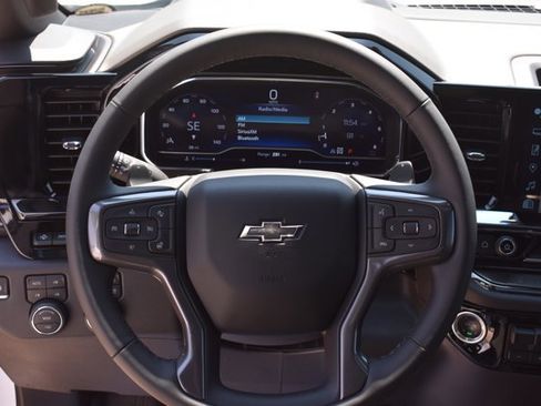 New 2025 Chevrolet Silverado 1500 ZR2 w/ Technology Package image 24