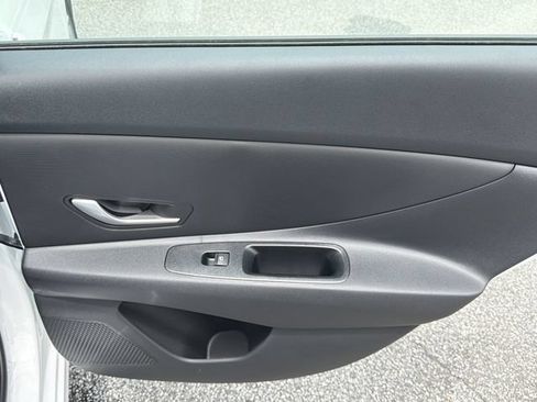 New 2026 Hyundai Elantra SE FWD image 16