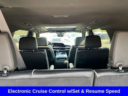 Used 2021 Cadillac Escalade ESV Premium Luxury w/ Driver Assist Tech Package image 30