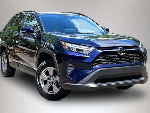 Used 2025 Toyota RAV4 XLE w/ Convenience Package AWD/4WD image 2