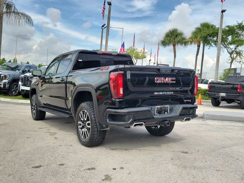 Used 2024 GMC Sierra 1500 AT4 w/ AT4 Premium Package AWD/4WD image 7