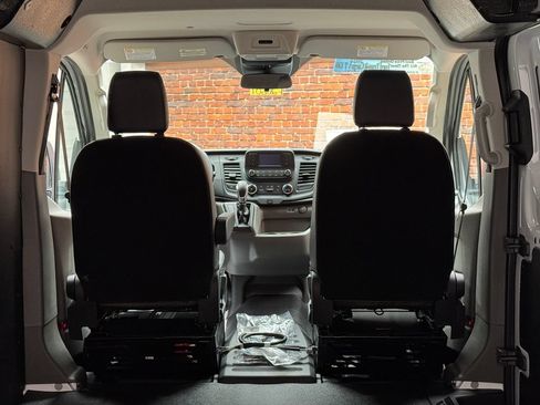 Used 2024 Ford Transit 150 Low Roof AWD w/ Exterior Upgrade Package image 29