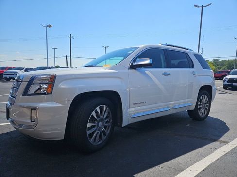 Used 2016 GMC Terrain Denali AWD/4WD image 2