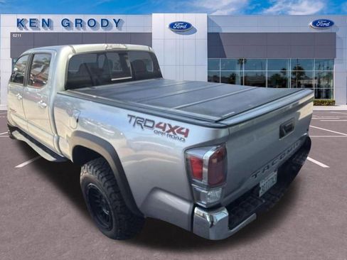 Used 2023 Toyota Tacoma TRD Off-Road w/ Black Out Package (TMS) AWD/4WD image 27