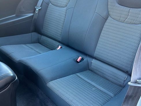 Used 2015 Hyundai Genesis 3.8 image 8