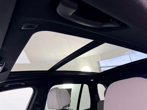 Certified 2025 BMW X5 xDrive40i w/ Climate Comfort Package image 14