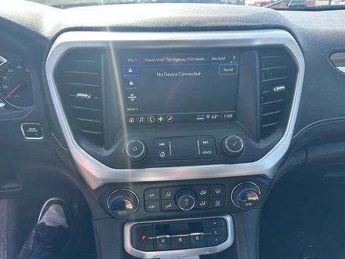 Used 2023 GMC Acadia SLE w/ Driver Convenience Package image 5