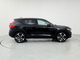 Used 2020 Volvo XC40 T5 Momentum w/ Protection Package image 4