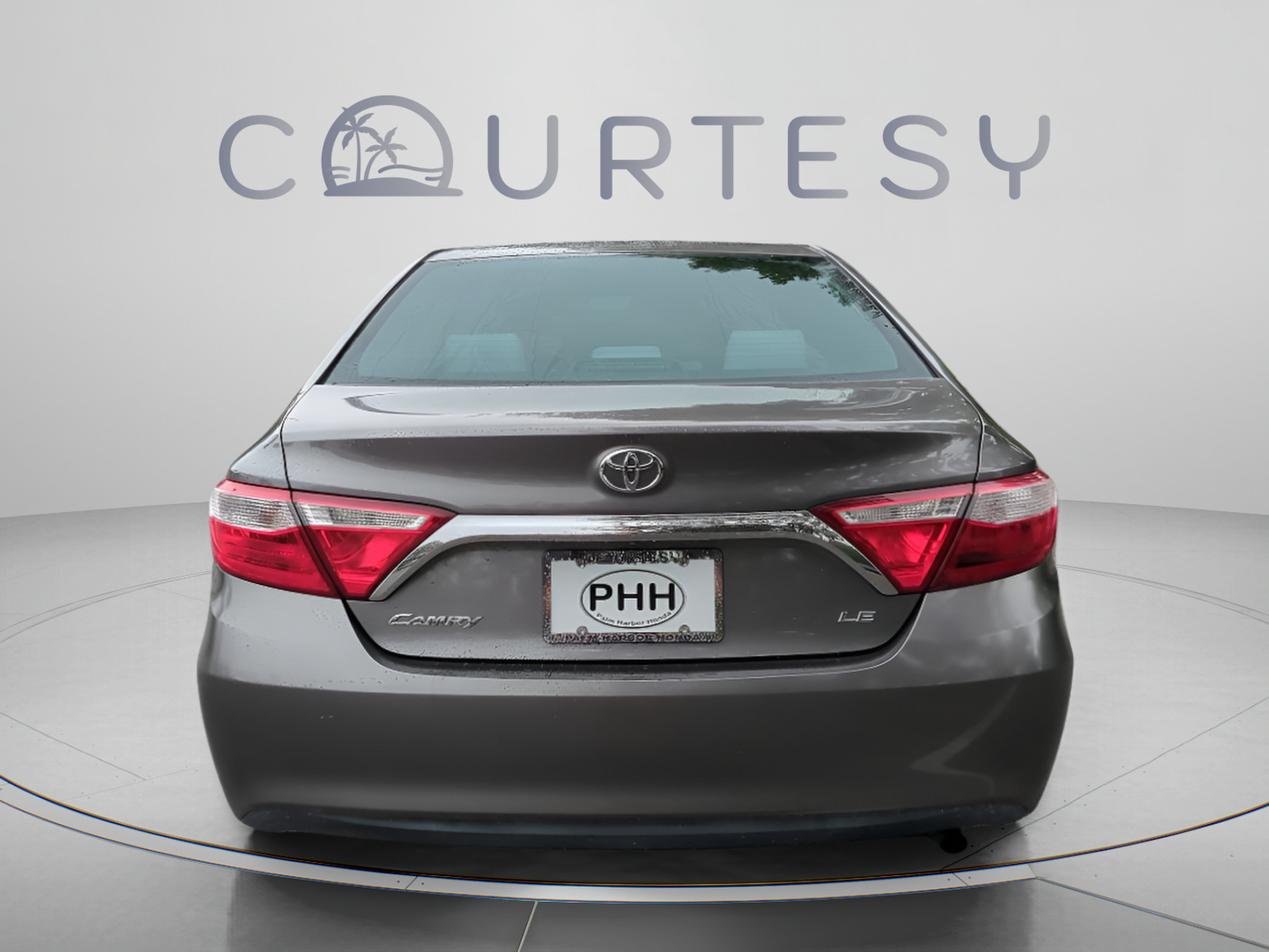 Used 2016 Toyota Camry LE FWD image 5