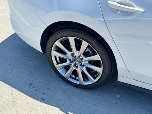 Used 2022 MAZDA MAZDA3 s FWD image 26