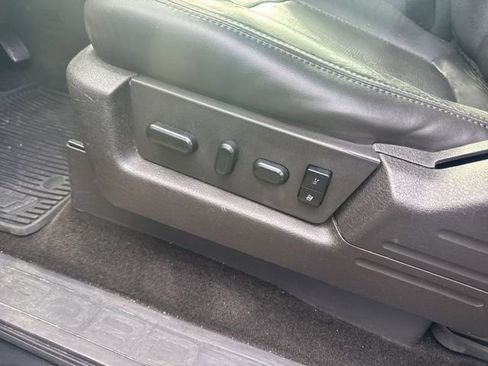 Used 2014 Ford F150 Raptor w/ Equipment Group 801A Luxury image 4