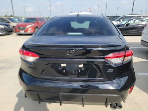 Used 2026 Toyota Corolla SE image 4