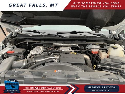 Used 2022 GMC Sierra 3500 SLT w/ Gooseneck/5TH Wheel Package image 12