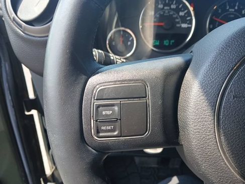 Used 2015 Jeep Wrangler Unlimited Sport w/ Quick Order Package 24S AWD/4WD image 24
