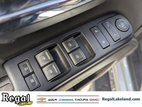 Used 2018 Chevrolet Silverado 1500 Custom w/ Custom Value Package image 15