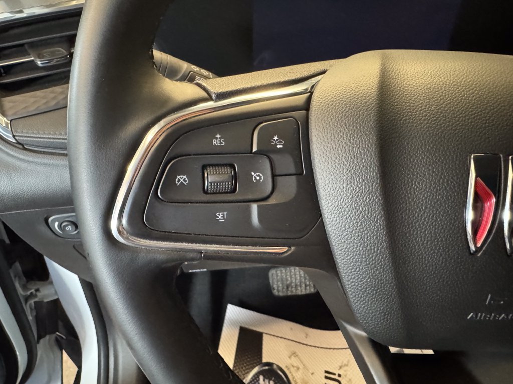 Used 2025 Buick Encore GX Sport Touring FWD image 10