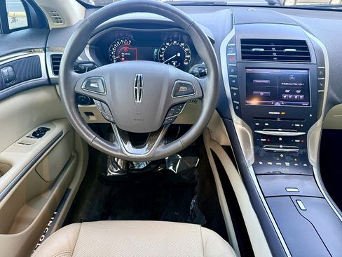 Used 2013 Lincoln MKZ AWD image 10