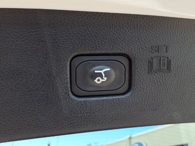 Used 2024 Ford Edge ST-Line AWD/4WD image 13