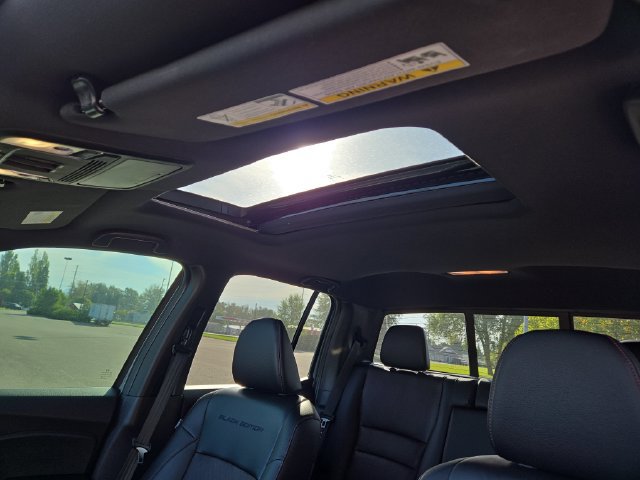 Used 2025 Honda Ridgeline Black Edition image 31