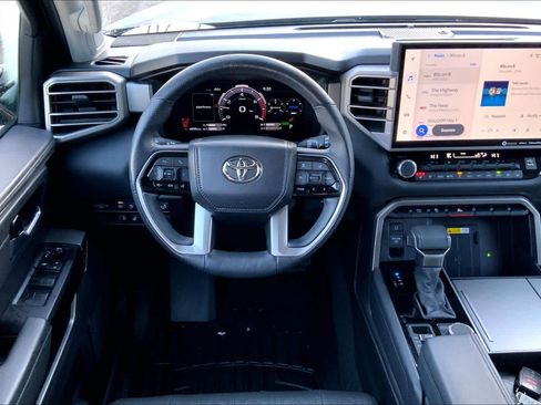 Used 2023 Toyota Sequoia Limited image 6