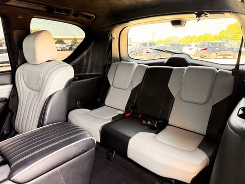 Used 2019 INFINITI QX80 Limited w/ All-Season Package AWD/4WD image 26