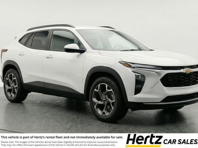 Used 2025 Chevrolet Trax LT w/ LT Convenience Package