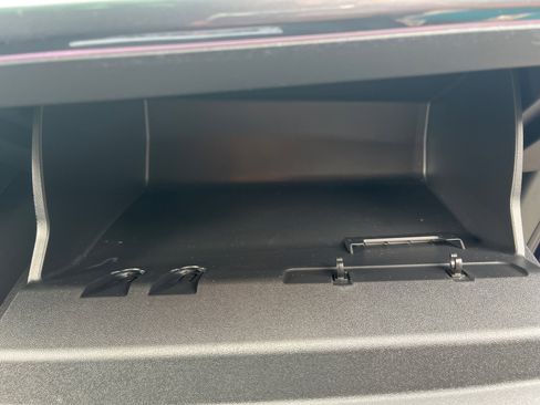 Used 2025 Audi Q4 e-tron Premium Plus image 52