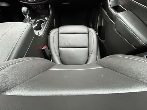 Used 2023 Chevrolet Traverse LT image 14