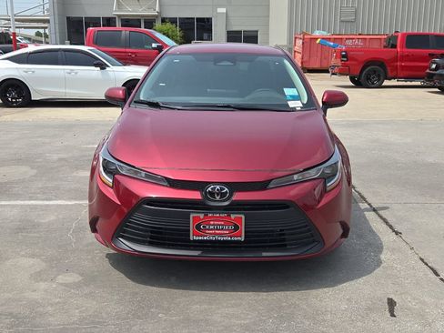 Used 2026 Toyota Corolla LE FWD image 9